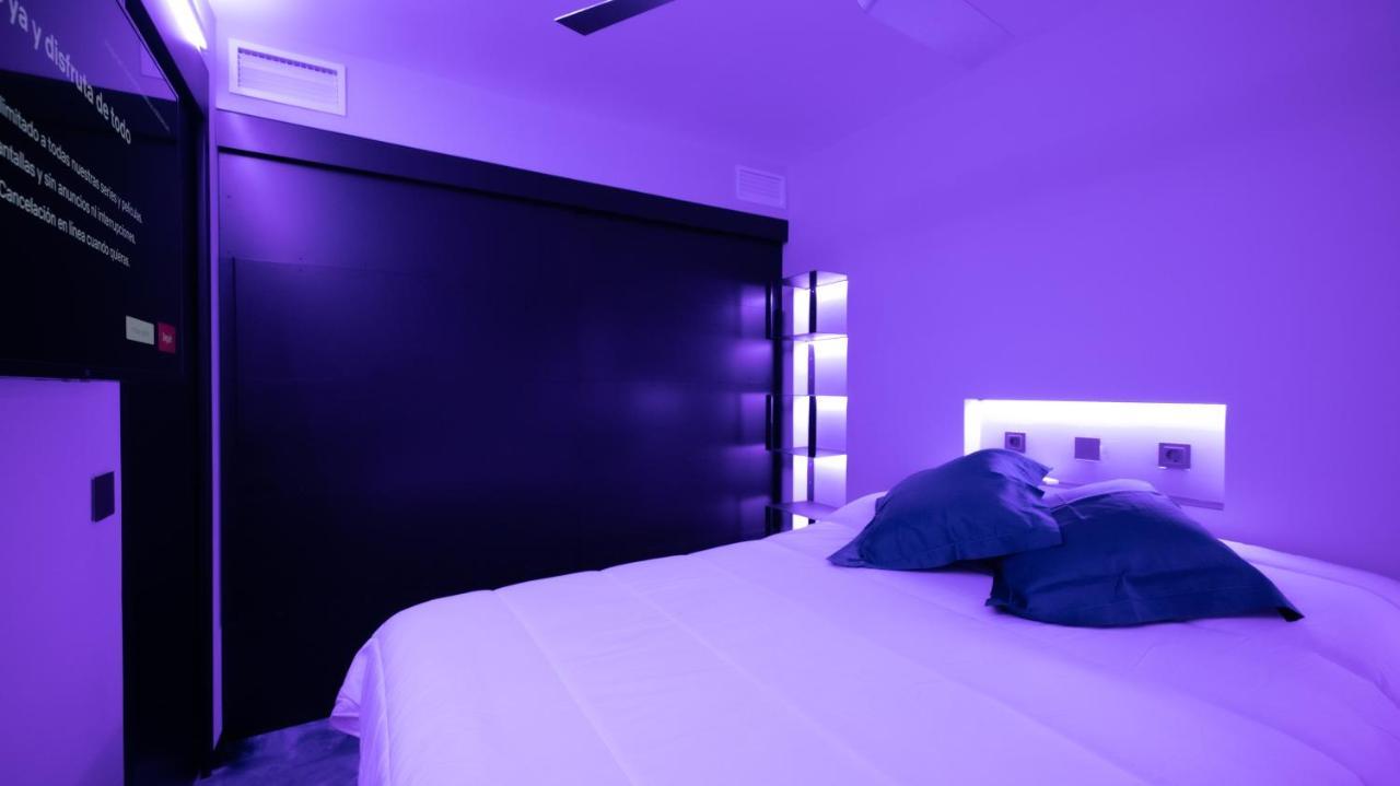 La Farola - Luxury Domotic Flat In Puerto Deportivo Daire Marbella Dış mekan fotoğraf