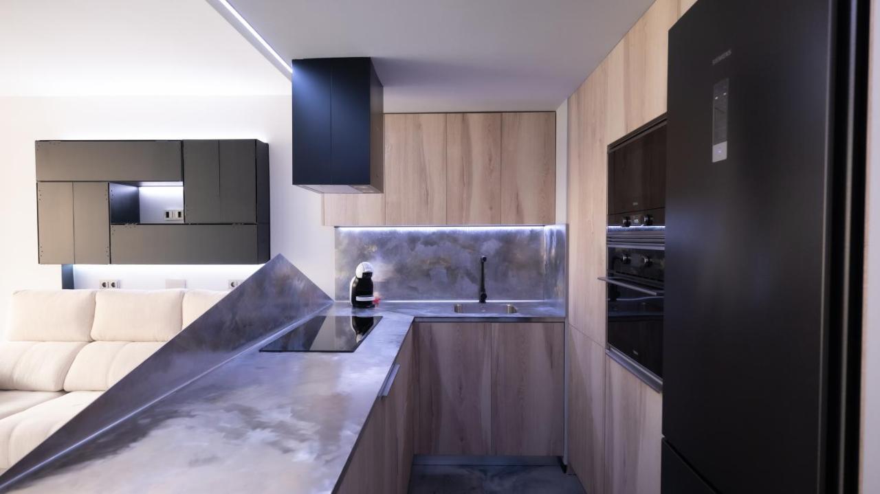 La Farola - Luxury Domotic Flat In Puerto Deportivo Daire Marbella Dış mekan fotoğraf