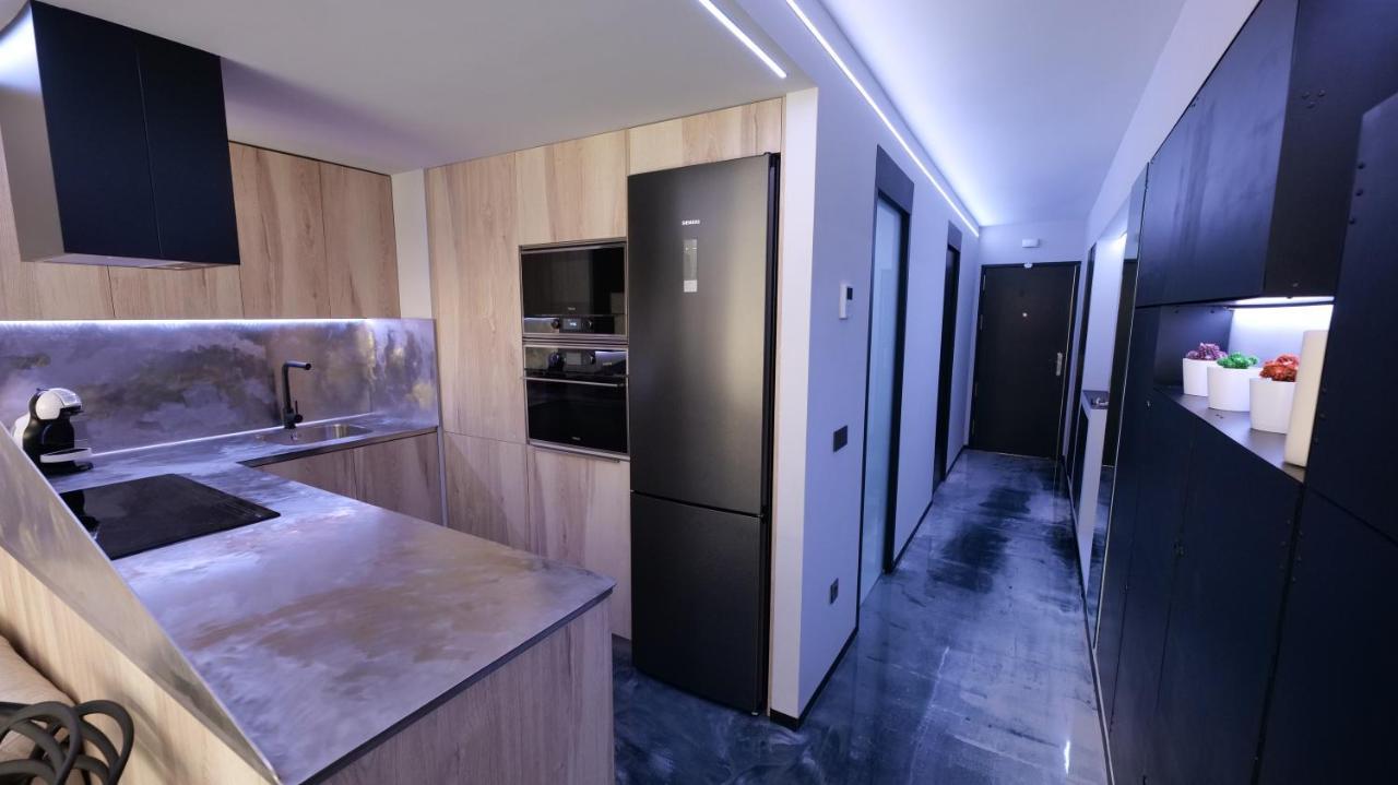 La Farola - Luxury Domotic Flat In Puerto Deportivo Daire Marbella Dış mekan fotoğraf