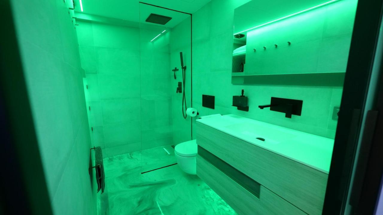 La Farola - Luxury Domotic Flat In Puerto Deportivo Daire Marbella Dış mekan fotoğraf