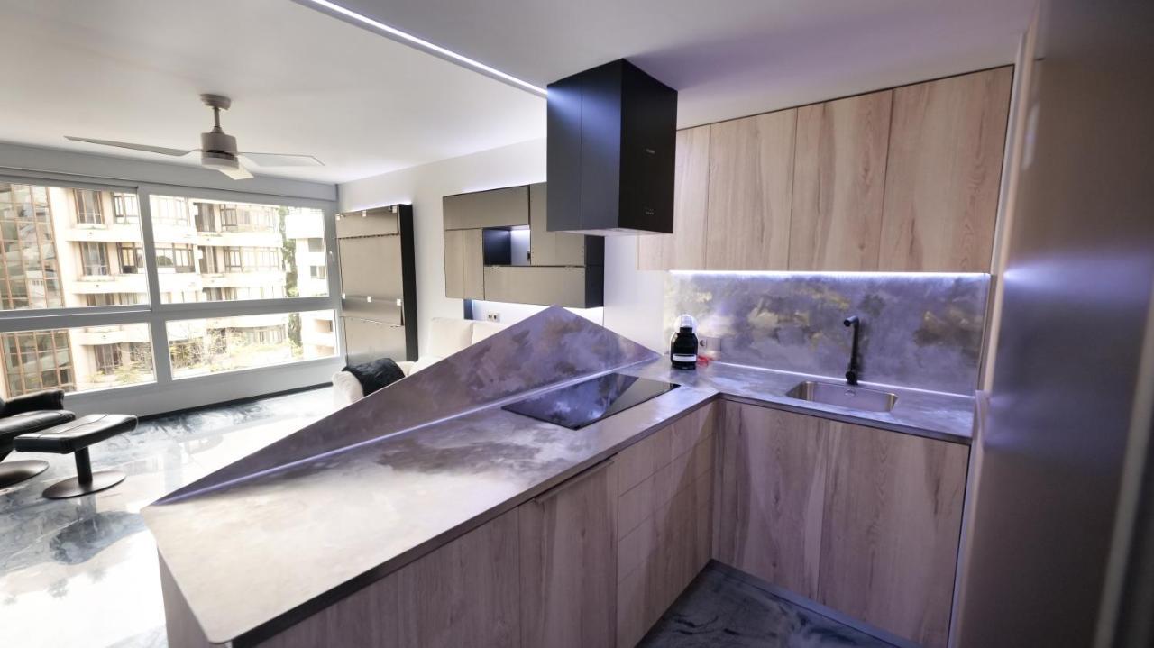 La Farola - Luxury Domotic Flat In Puerto Deportivo Daire Marbella Dış mekan fotoğraf